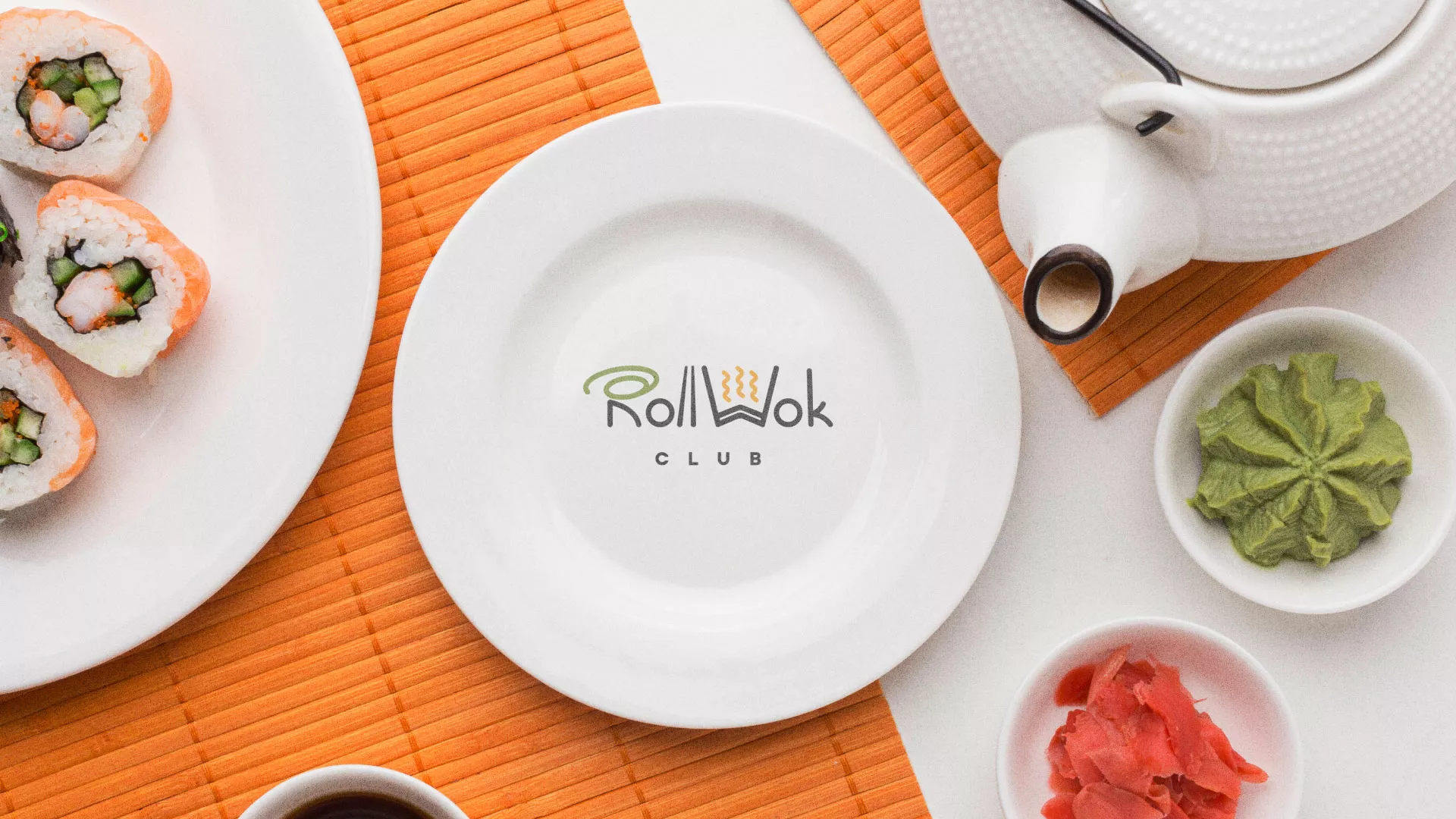 Разработка логотипа и фирменного стиля в Макарове для суши-бара «Roll Wok Club»